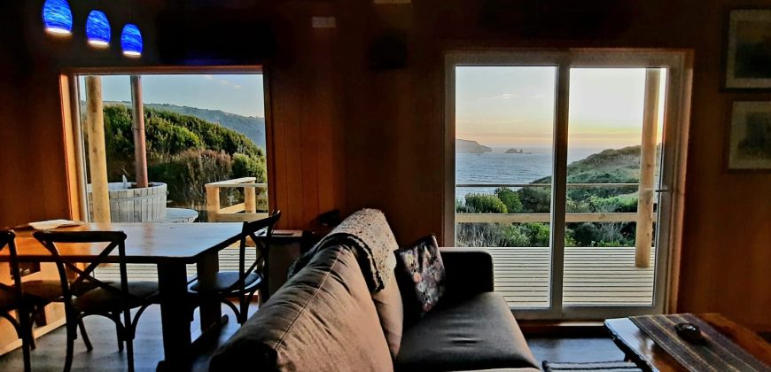 CASA EN VENTA / CON VISTA AL MAR EN ANCUD, ISLA DE CHILOÉ