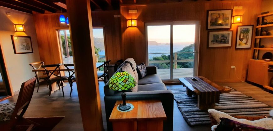 CASA EN VENTA / CON VISTA AL MAR EN ANCUD, ISLA DE CHILOÉ